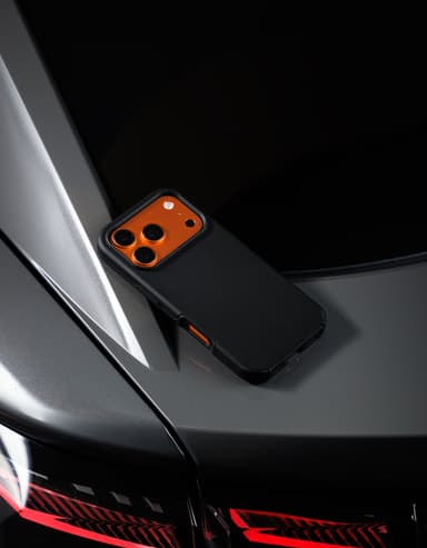 Cirrus black case, orange accent